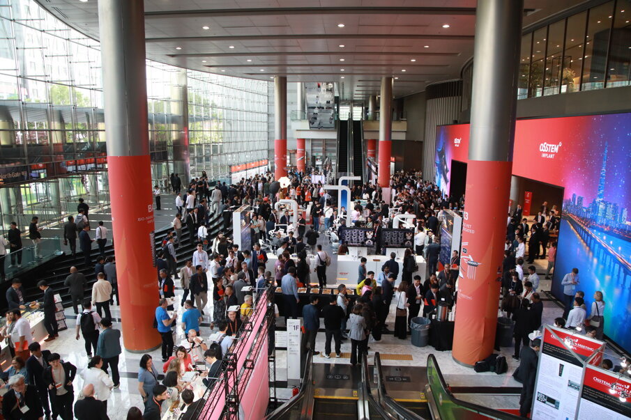 The exhibition space for Osstem Implant products set up in the lobby of COEX