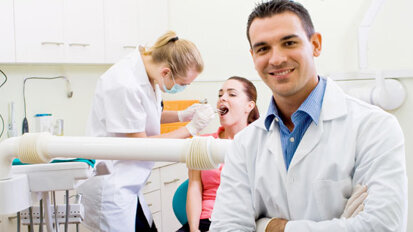 Cursuri de perfectionare in estetica dentara, la Bucuresti si Cluj
