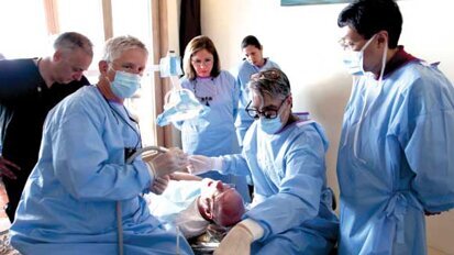 California Implant Institute presents live patient surgical courses in Mexico