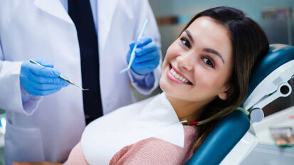 De acordo com pesquisa americanos acham que vale a pena salvar os dentes naturais