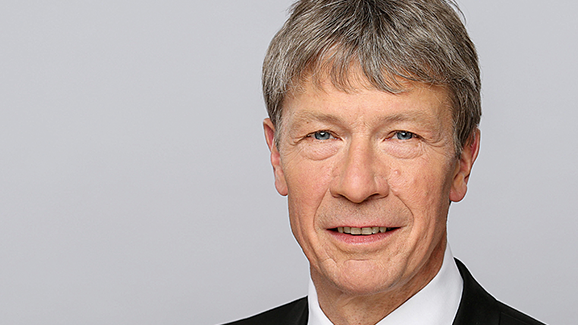 Prof. Dr. Dietmar Oesterreich erhält Ewald-Harndt-Medaille