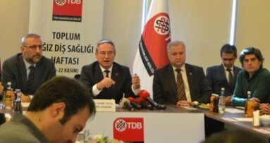 Kamuda 'Performans' Nedeniyle Sağlıklı Hizmet Verilemiyor