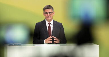 “The big plus of the hybrid event is the digital reach well beyond the trade fair period”