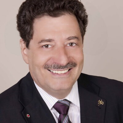 Dr George Freedman