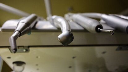 Fears of contaminated equipment use - HIV tests offered to dental patients.