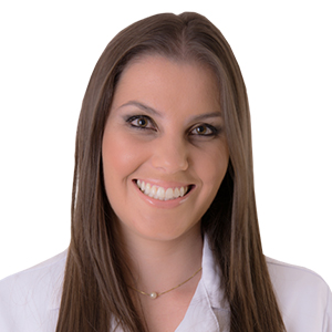 Dr. Rafaela Scariot 
