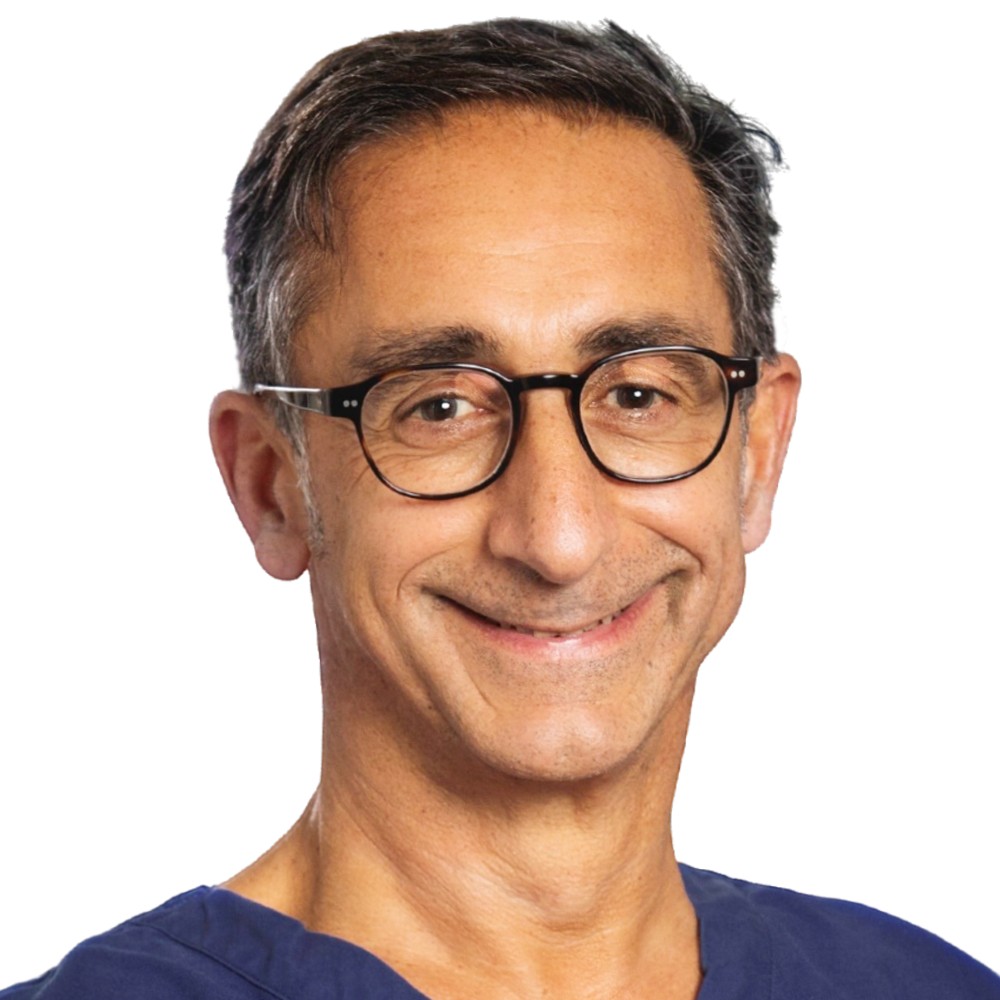Dr. Gilberto Debelian 