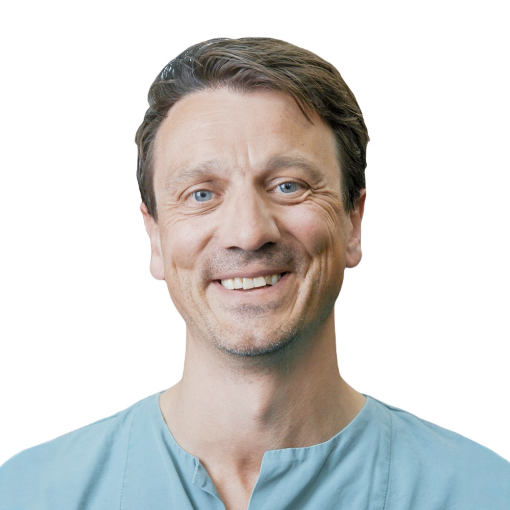 Dr. Eirik Salvesen 