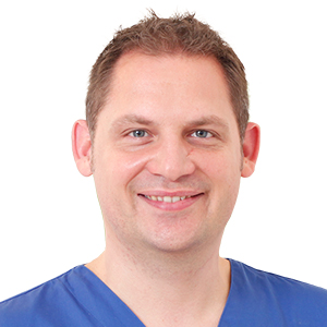 Priv.-Doz. Dr. Dr. Christian Naujoks 