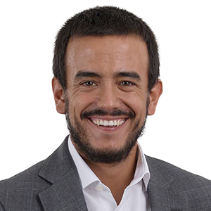 Dr. Erik Regidor 