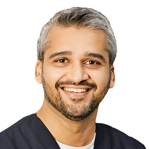 Dr. Ritul Agarwal BDS, MDS, MProsthRCSEd(U.K), FDSRCSEd(UK), FICOI