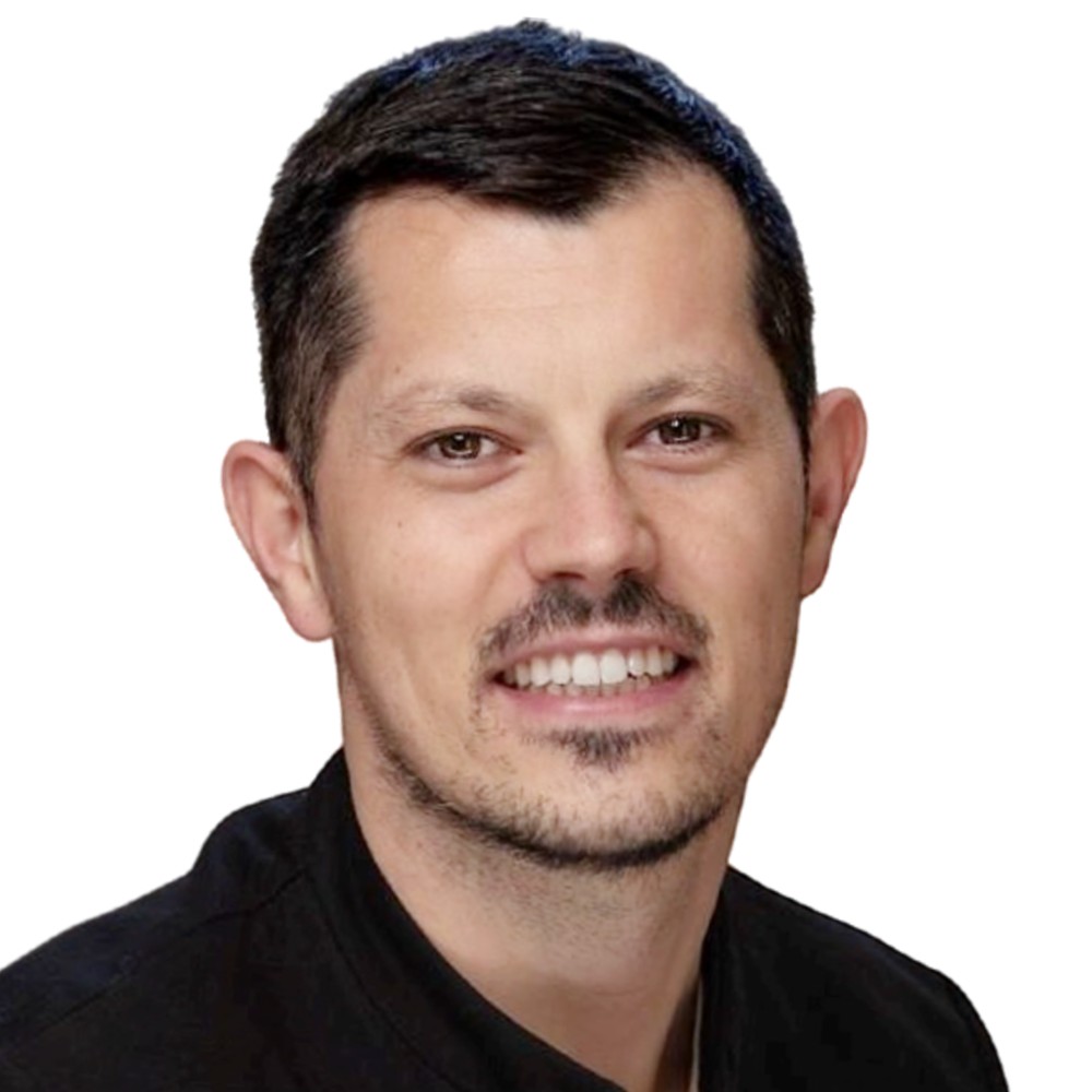 Dr. Edoardo Fossati DDS