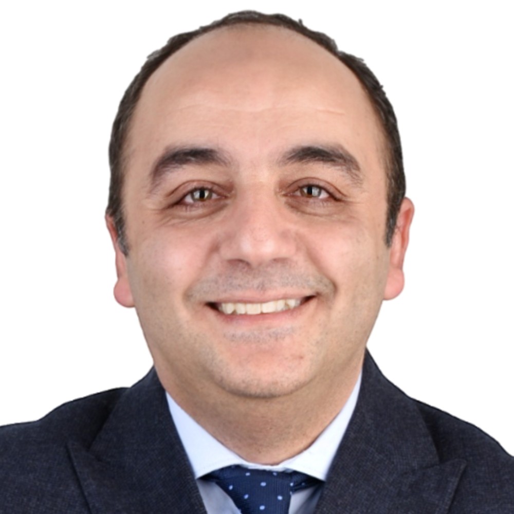 Prof. Amr  Elkhadem 