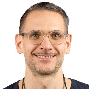 Dr. Bence  Kövér 